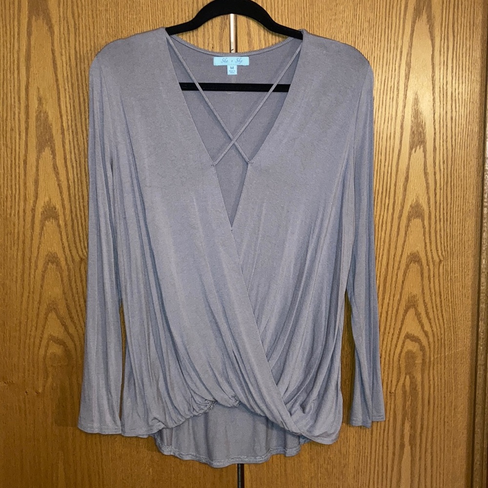Deep v crossover top